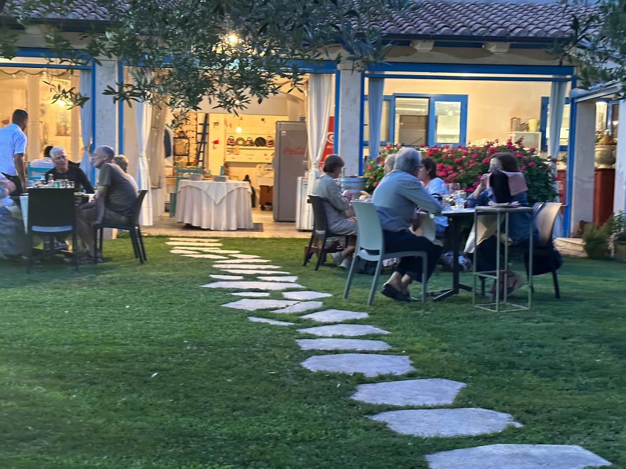 Hotel S'Ortale Con Parcheggio Interno E Ristorante All'Aperto Orosei Dış mekan fotoğraf